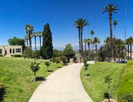 outside photo of School of Public Health